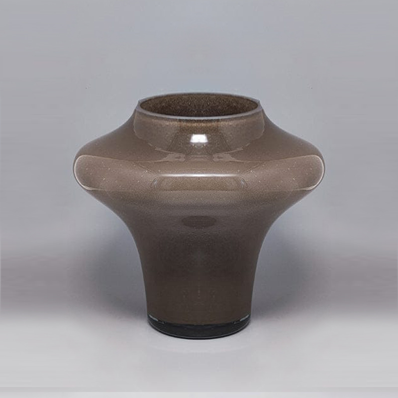 1970s Gorgeous Beige Vase in Murano Glass by Dogi. Made in Italy