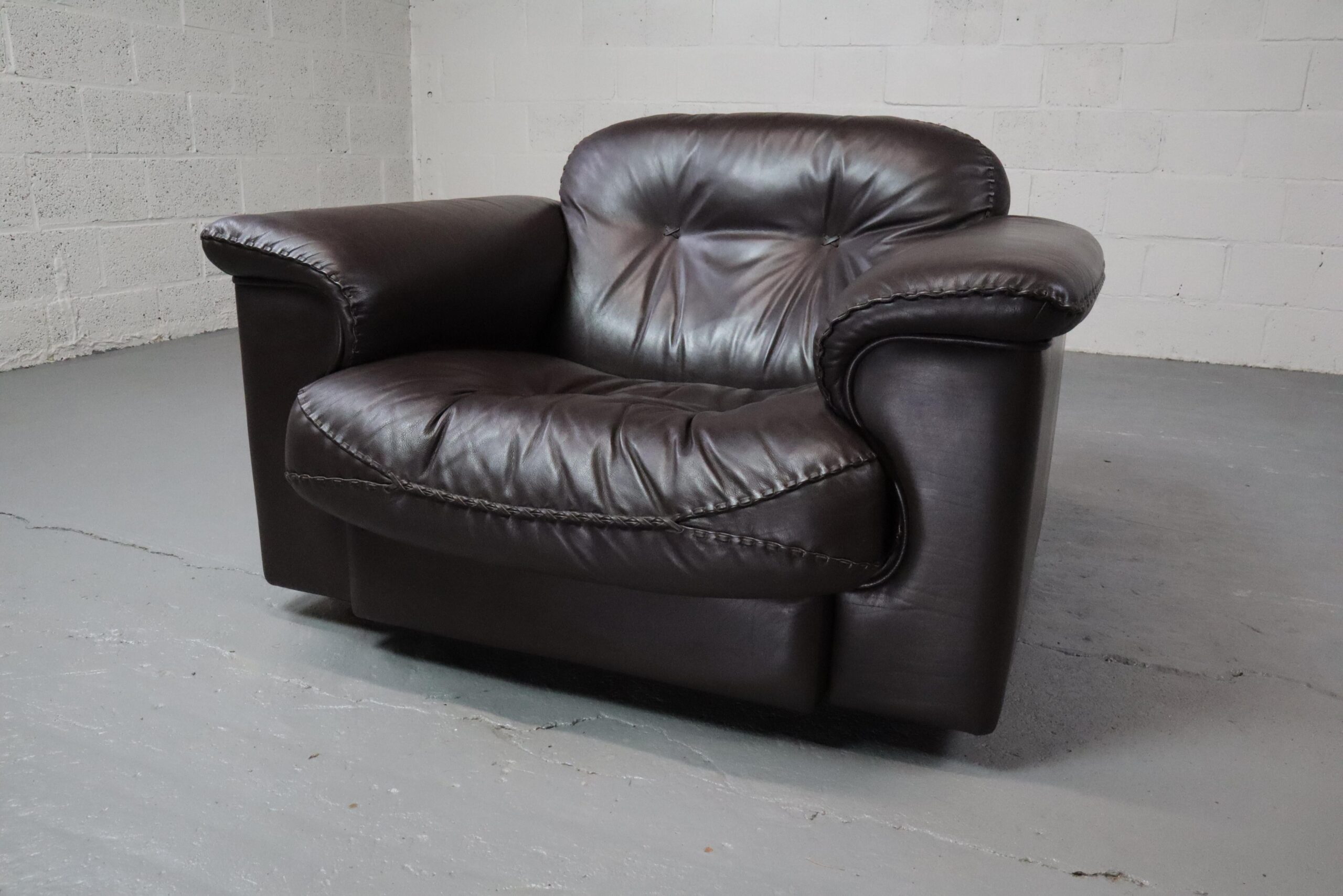 Pair of De Sede DS-101 leather lounge chairs