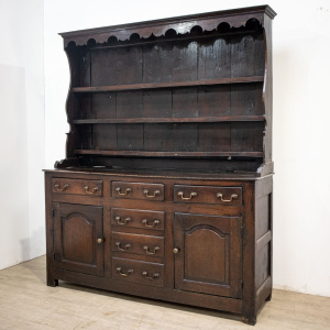 18th Century Oak Dresser with Plate Rack