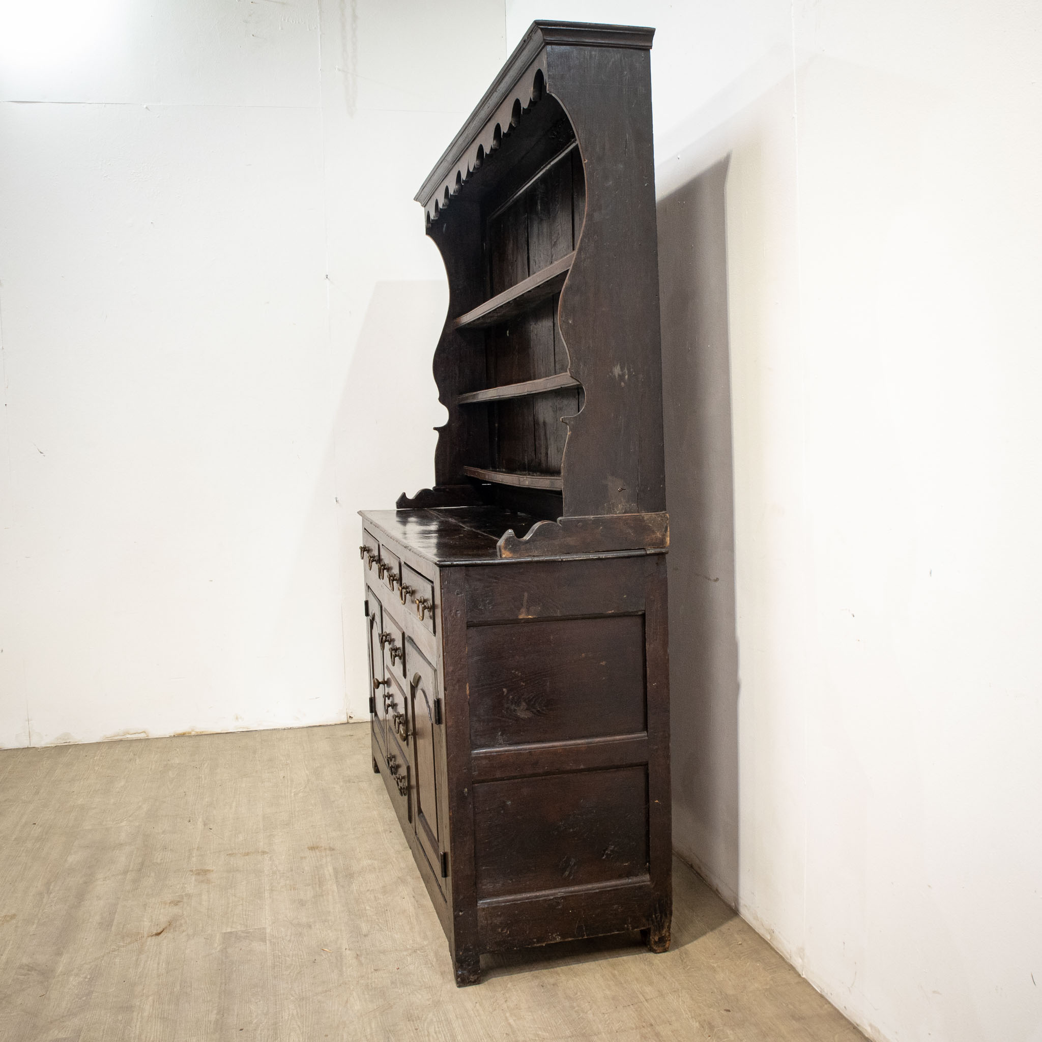 18th Century Oak Dresser with Plate Rack