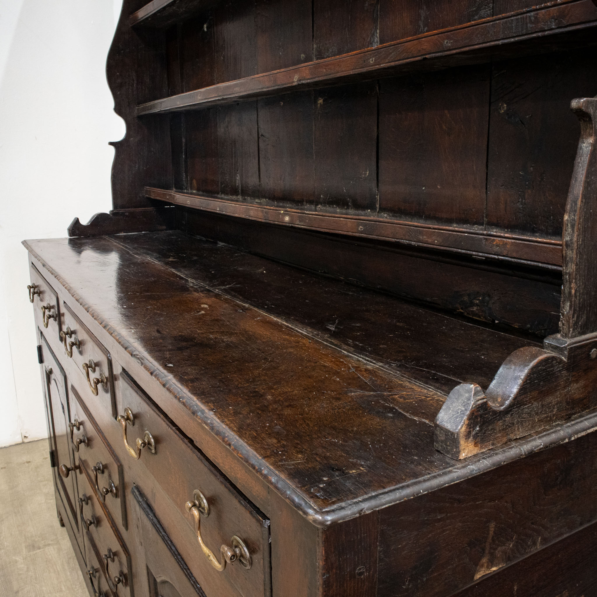 18th Century Oak Dresser with Plate Rack