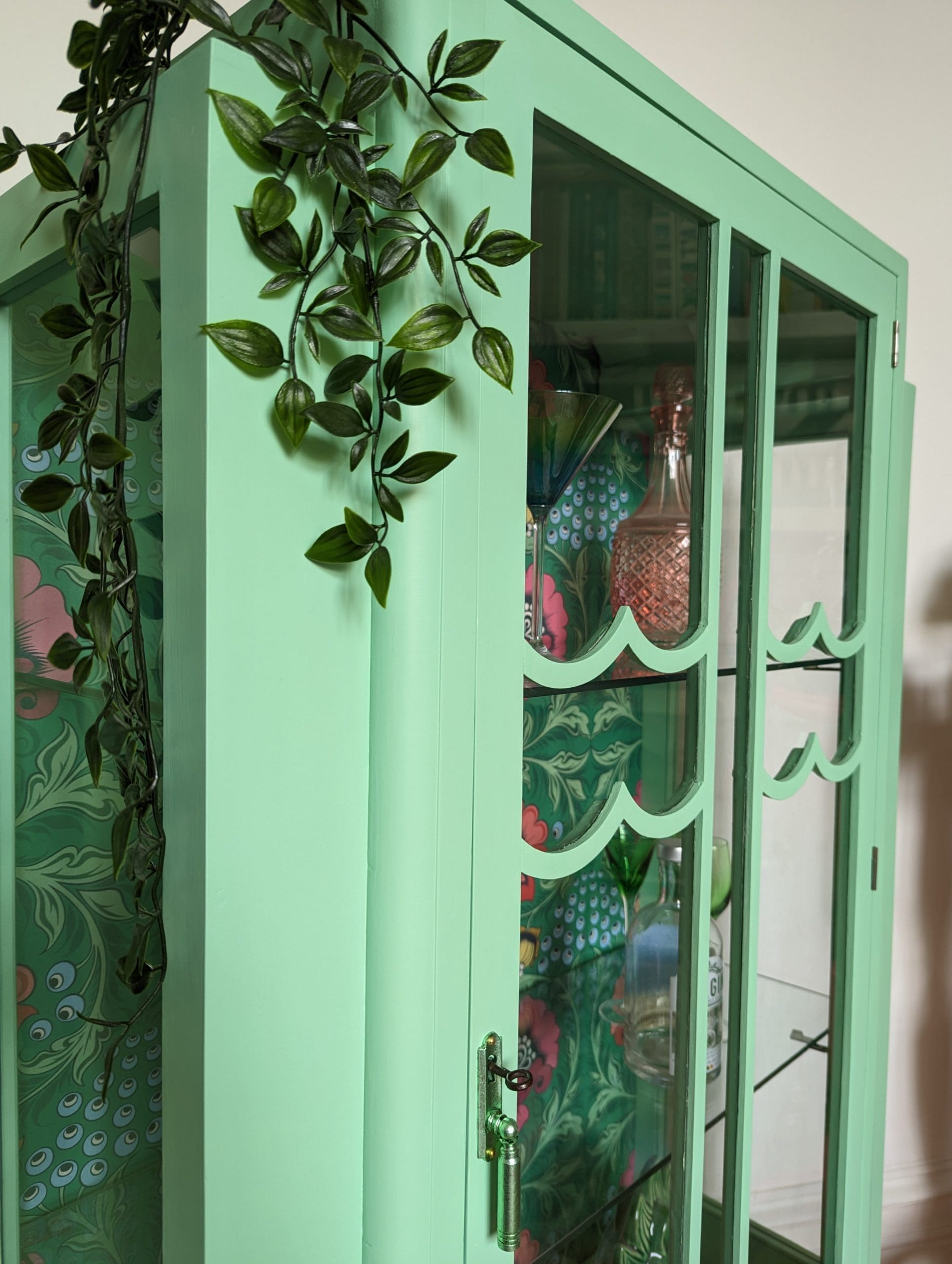 Alice | Pistachio Green Display Cabinet