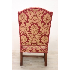 18th Century Antique Armchair In Carved Walnut