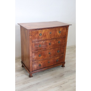 Antique Chest of Drawers in Walnut, Late 19th Century