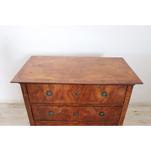 Antique Chest of Drawers in Walnut, Late 19th Century