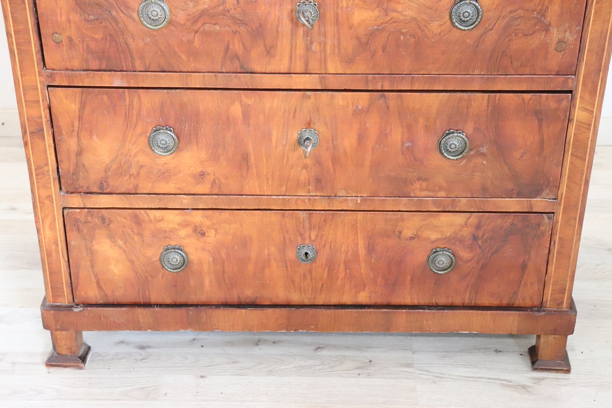 Antique Chest of Drawers in Walnut, Late 19th Century