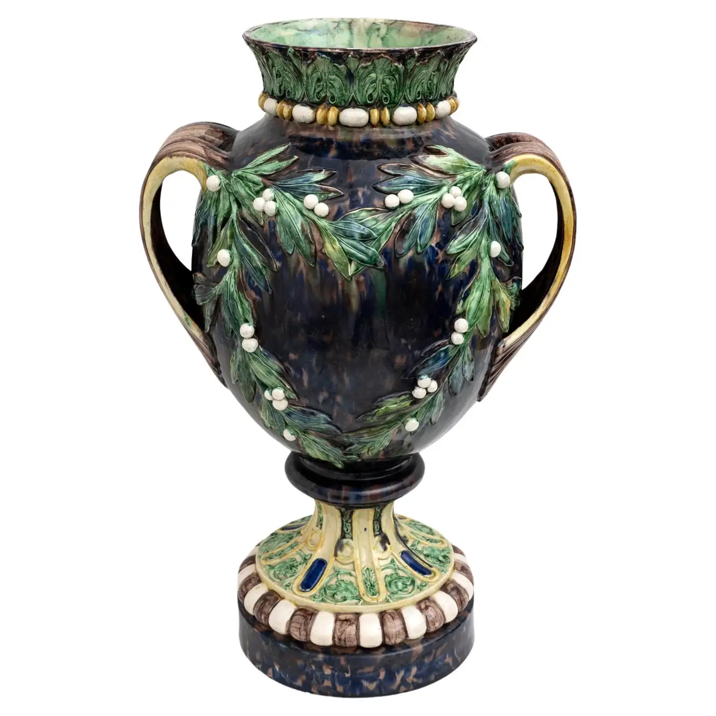 Large 19th century French Majolica Renaissance Palissy Vase with Mistletoe, 1880