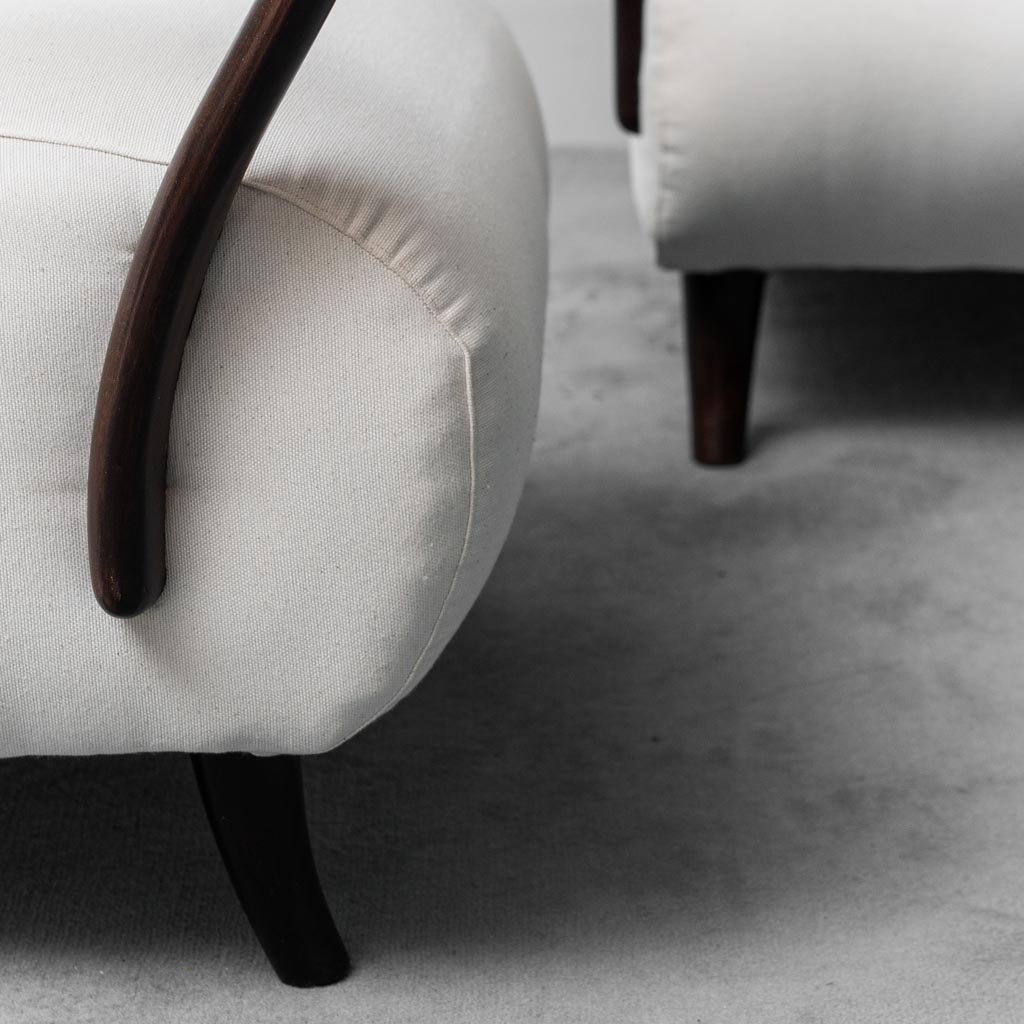 Modern 70s Sofa And Armchair Set In White Wood Fabric