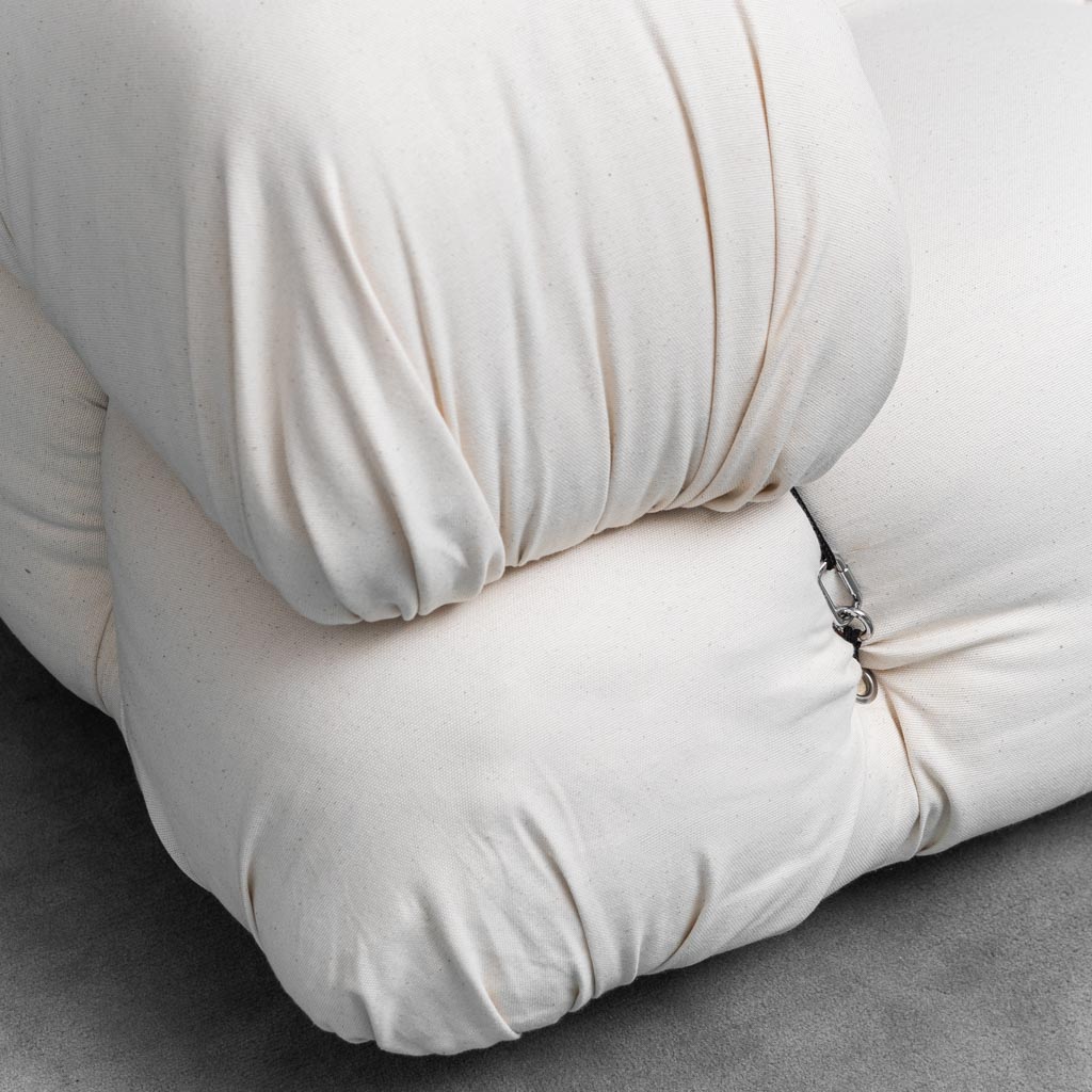 Chameleonda White Cotton Armchair M. Bellini B&B 70's Modern Vintage