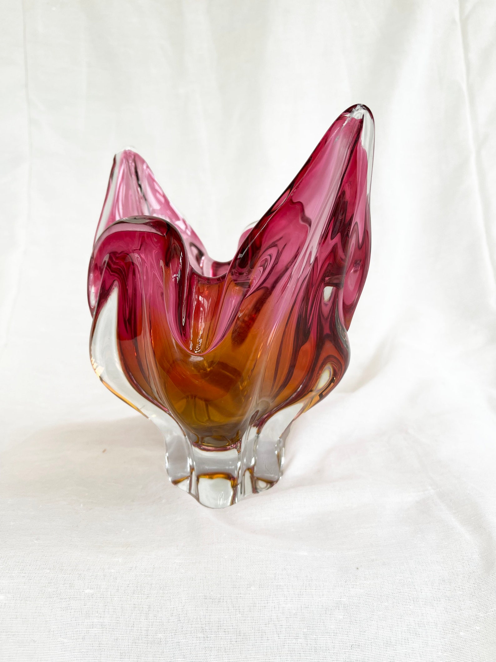 Absolutely stunning large sommerso art glass centrepiece/bowl by Josef Hospodka - Chribska. circa 1960