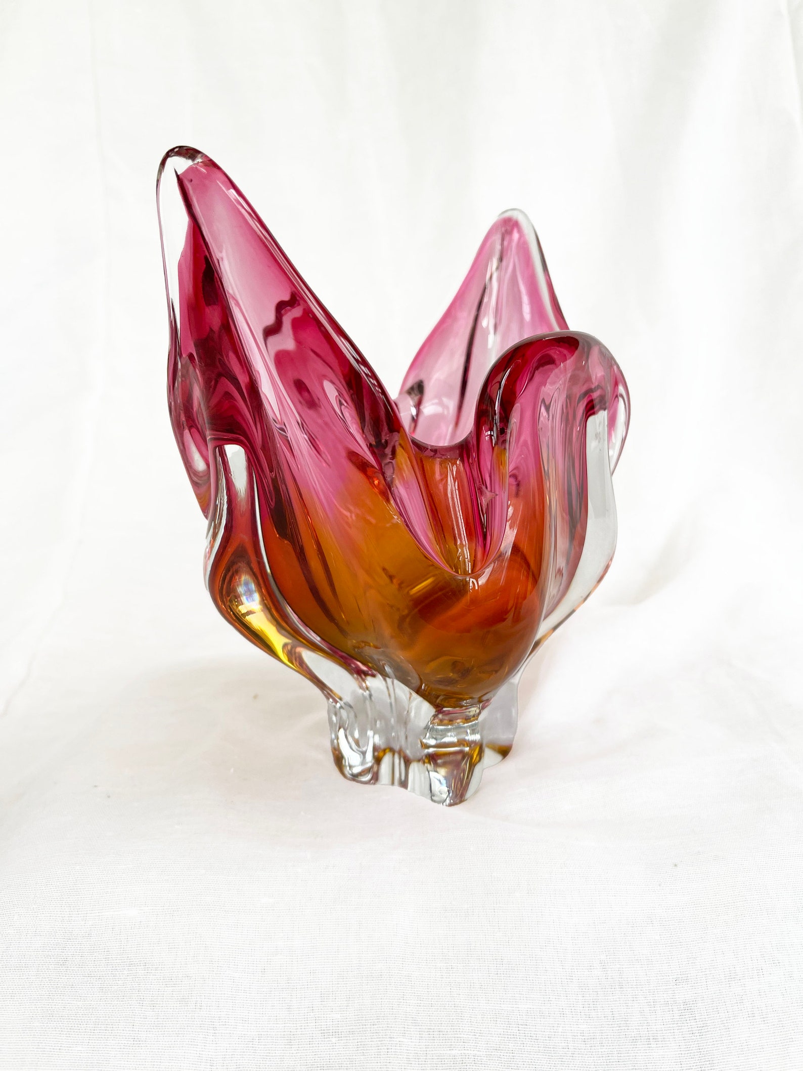 Absolutely stunning large sommerso art glass centrepiece/bowl by Josef Hospodka - Chribska. circa 1960