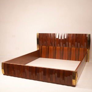 Rare "Barium" bed by Luciano Frigerio for Frigerio di Desio
