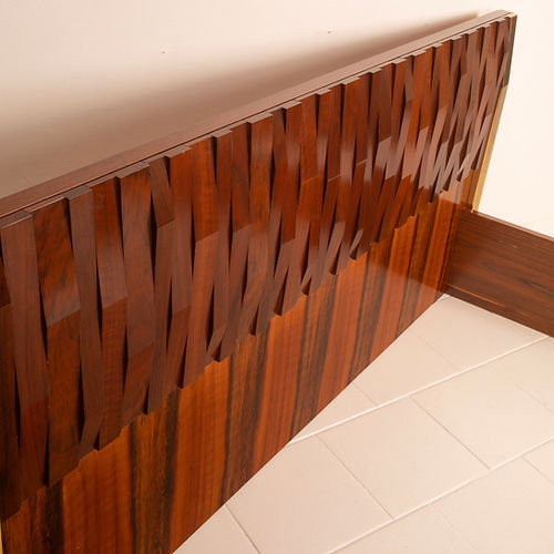 Rare "Barium" bed by Luciano Frigerio for Frigerio di Desio