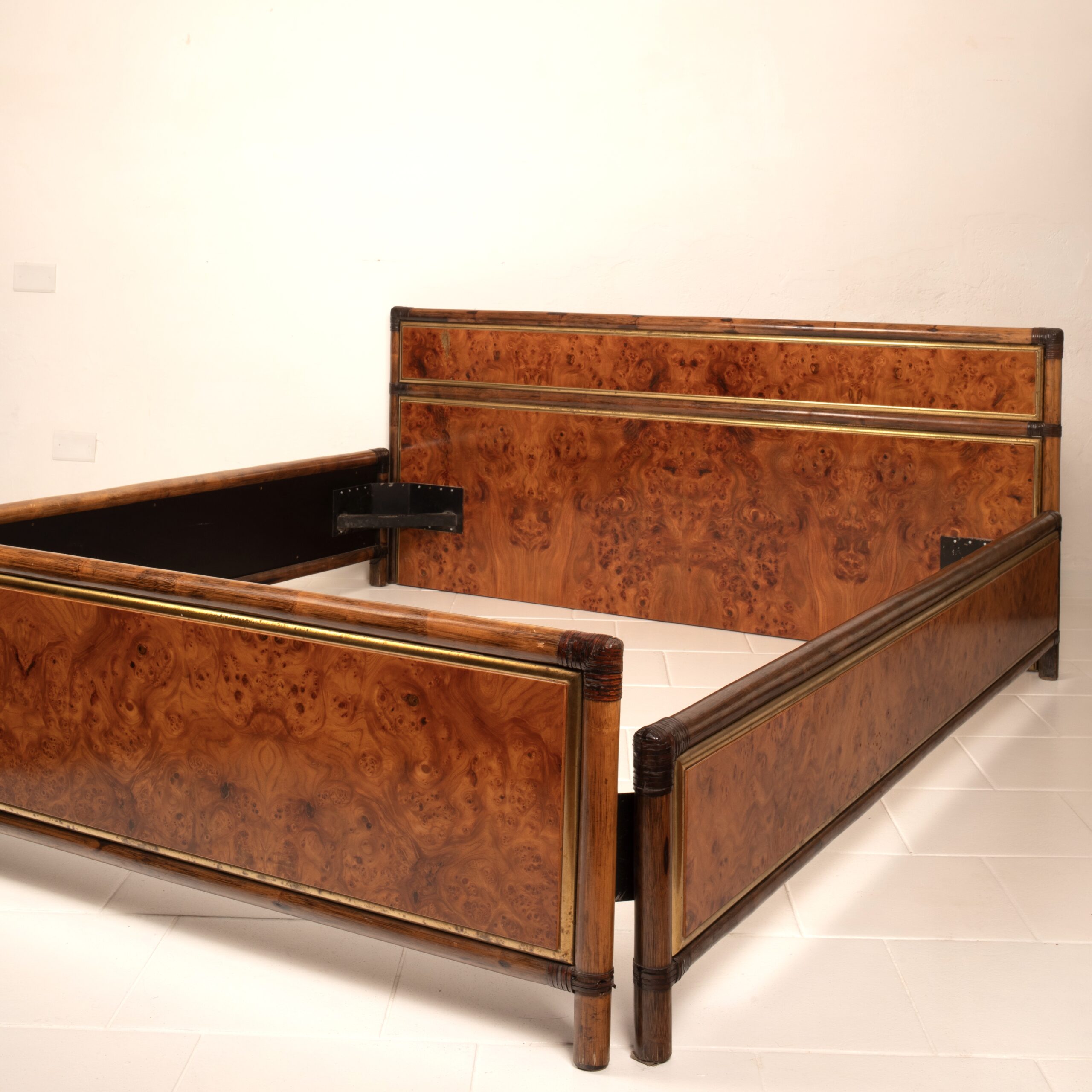 "Marango" Bed by Alberto Smania for Smania Studio Interni