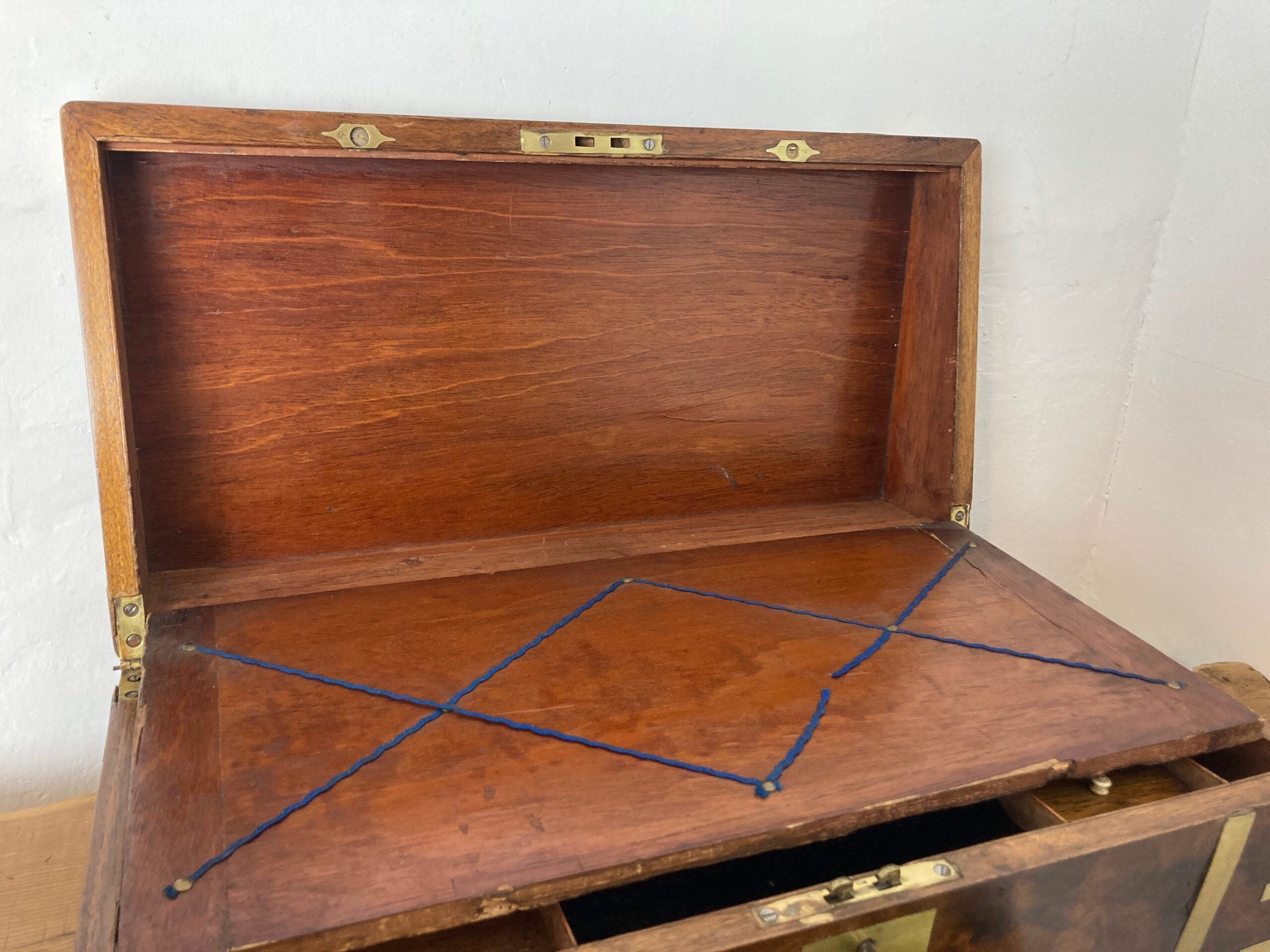 Beautiful Antique Victorian 19th Century Writing Slope With Key