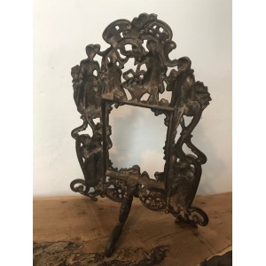 Beautiful 19th Century Victorian Classical Picture Frame