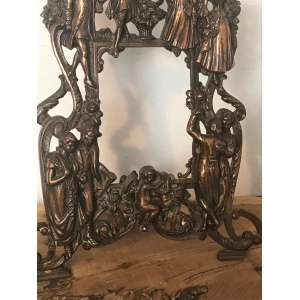 Beautiful 19th Century Victorian Classical Picture Frame