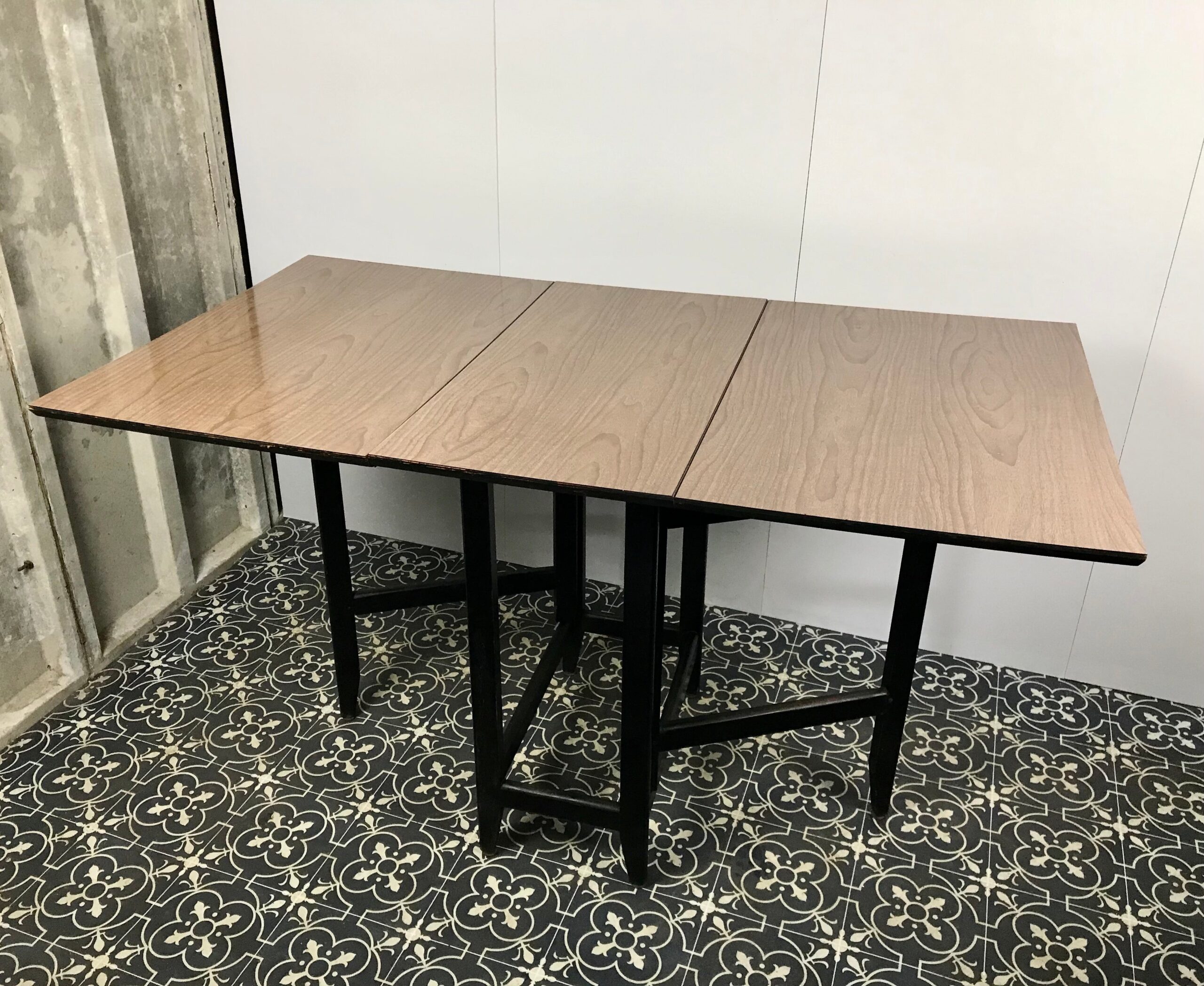 Retro Formica Mid Century Drop Leaf Kitchen Dining Table