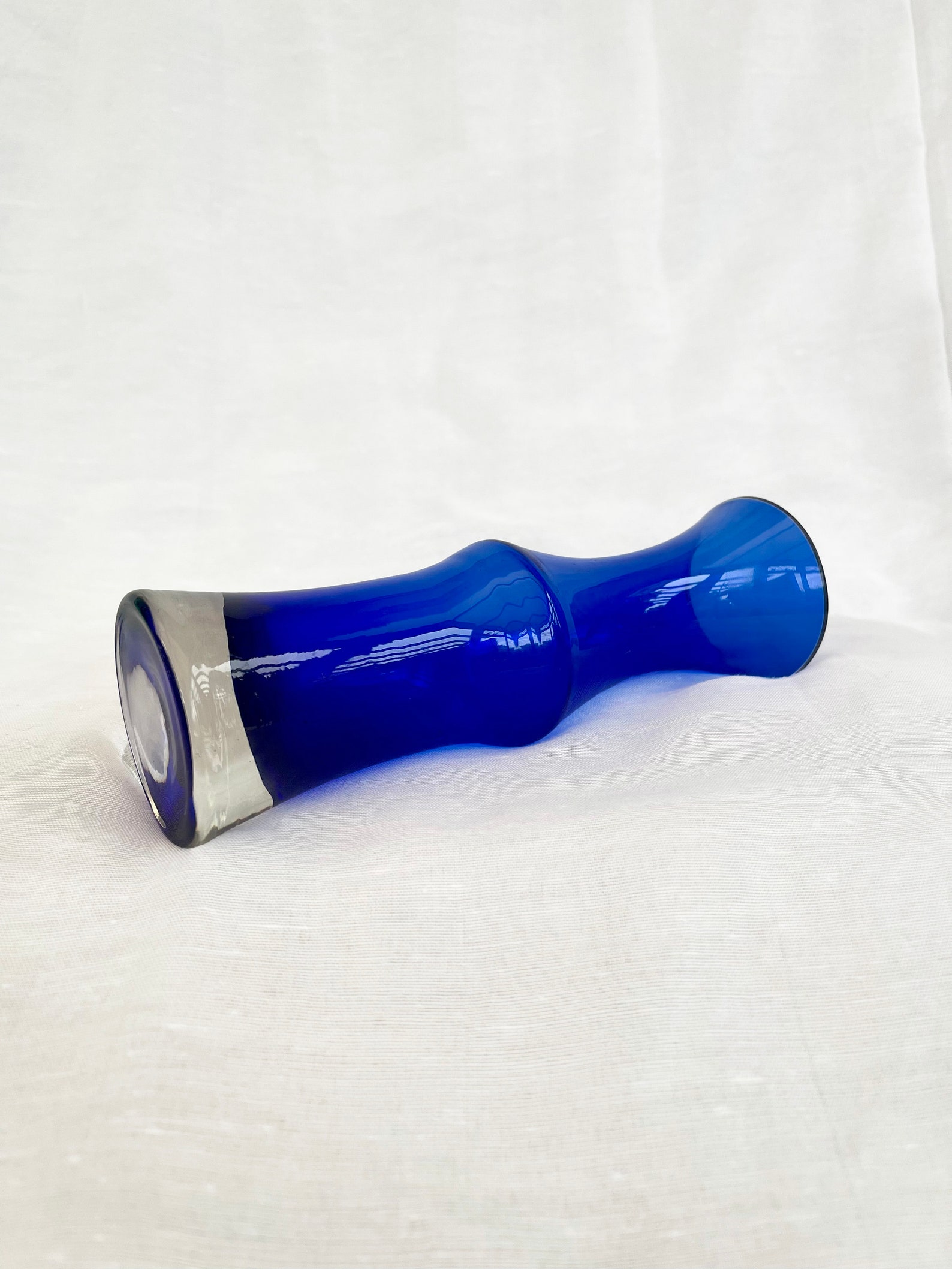 Mid century cobalt blue Riihimaki Riihimaen Lasy Oy Glass Vase 1970