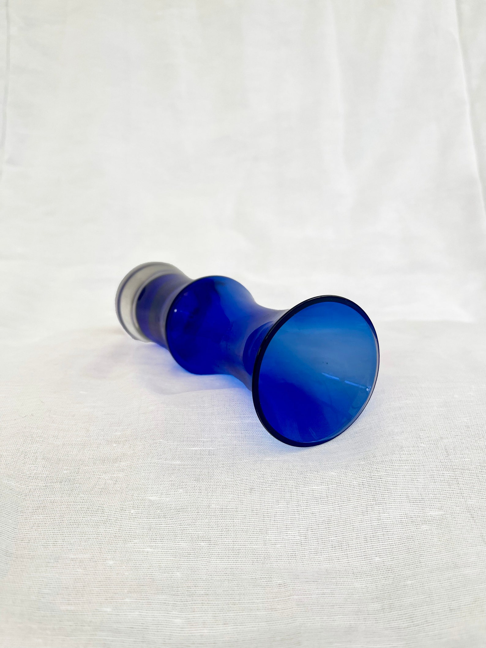 Mid century cobalt blue Riihimaki Riihimaen Lasy Oy Glass Vase 1970