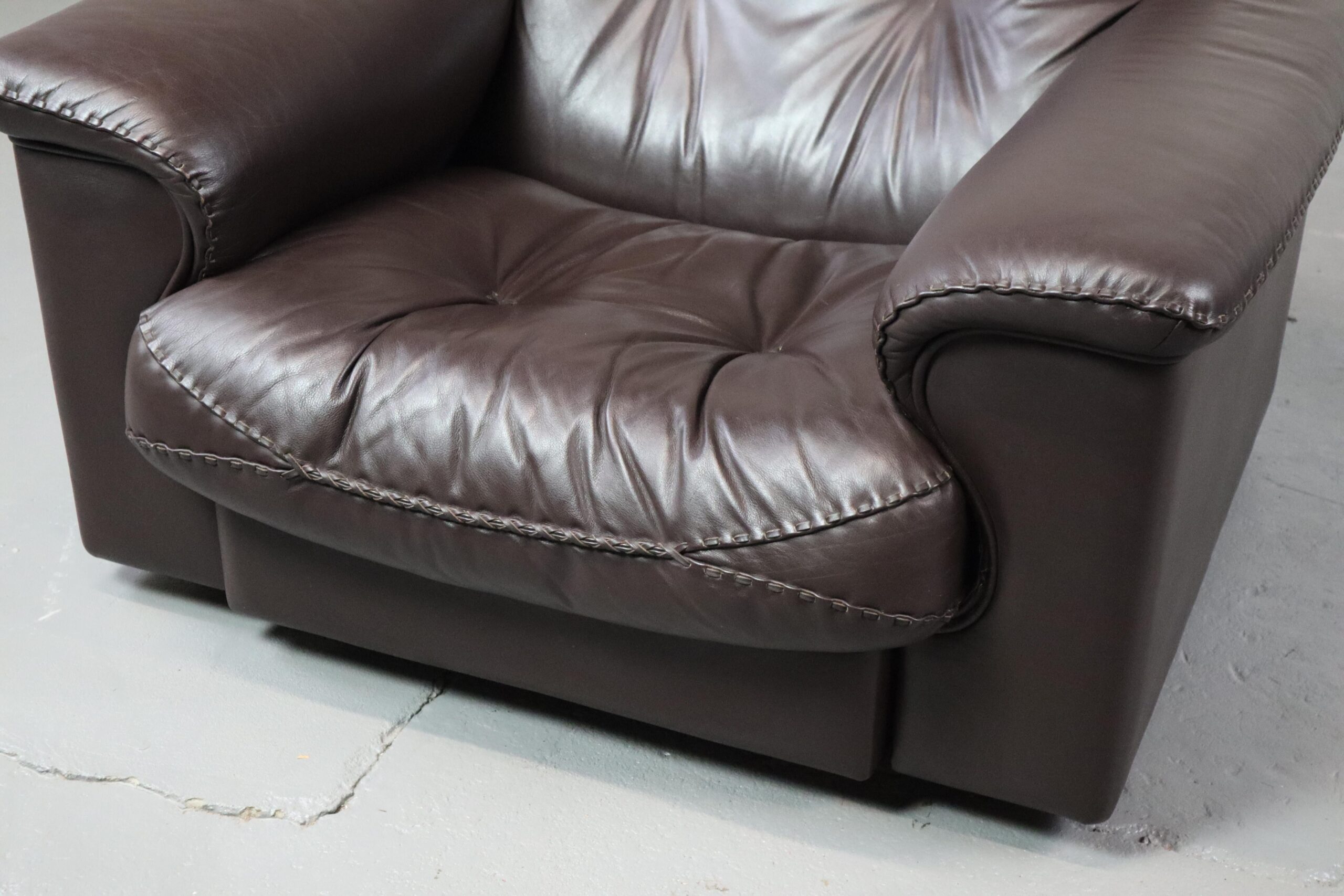 Pair of De Sede DS-101 leather lounge chairs