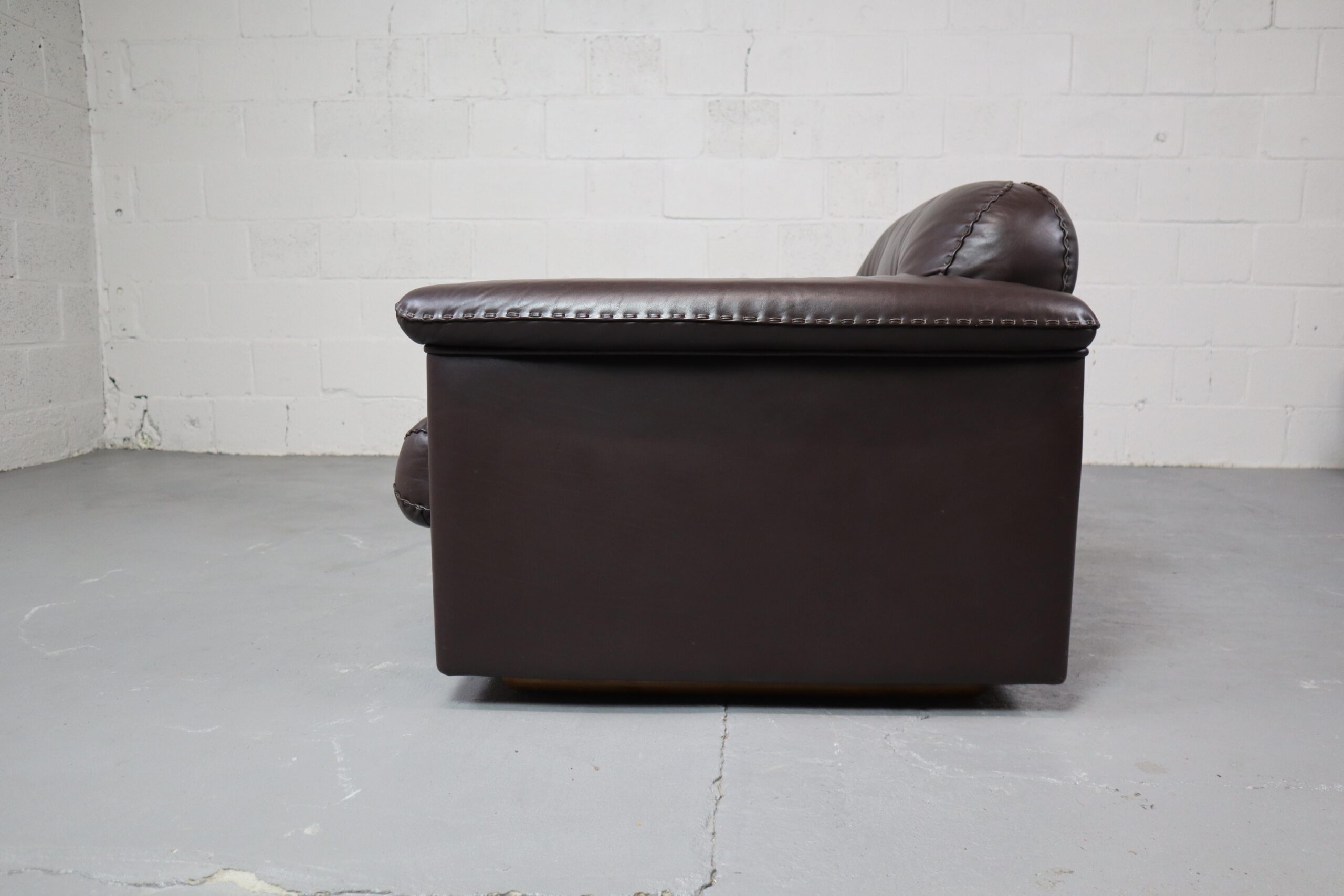Pair of De Sede DS-101 leather lounge chairs