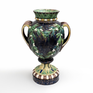 Large 19th century French Majolica Renaissance Palissy Vase with Mistletoe, 1880