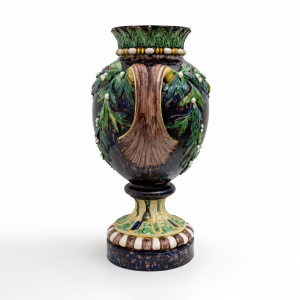 Large 19th century French Majolica Renaissance Palissy Vase with Mistletoe, 1880