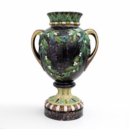 Large 19th century French Majolica Renaissance Palissy Vase with Mistletoe, 1880 - Image 4