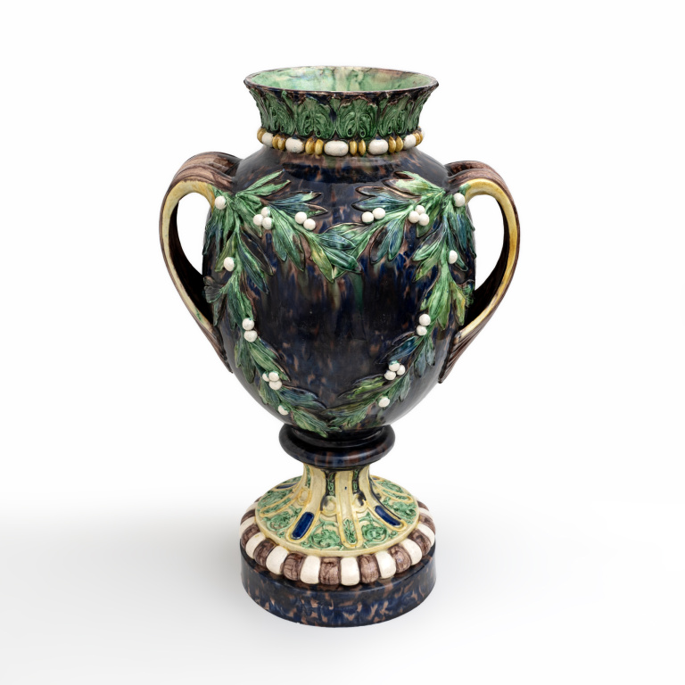 Large 19th century French Majolica Renaissance Palissy Vase with Mistletoe, 1880 - Image 2