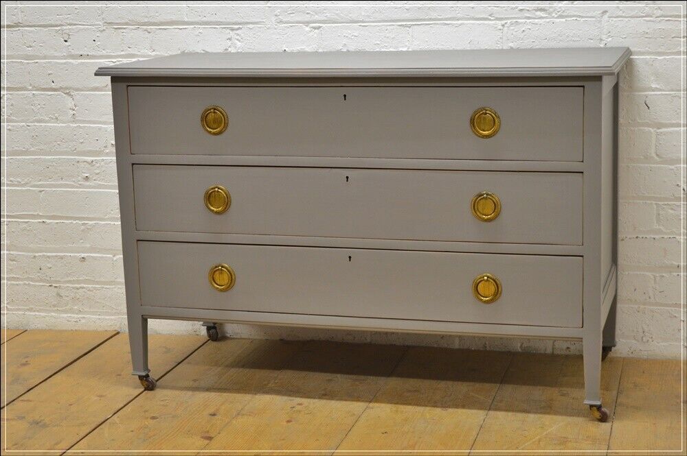 vintage chest of drawers on castors greyish retro wash stand DELIVERY