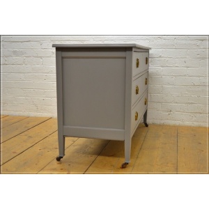 vintage chest of drawers on castors greyish retro wash stand DELIVERY