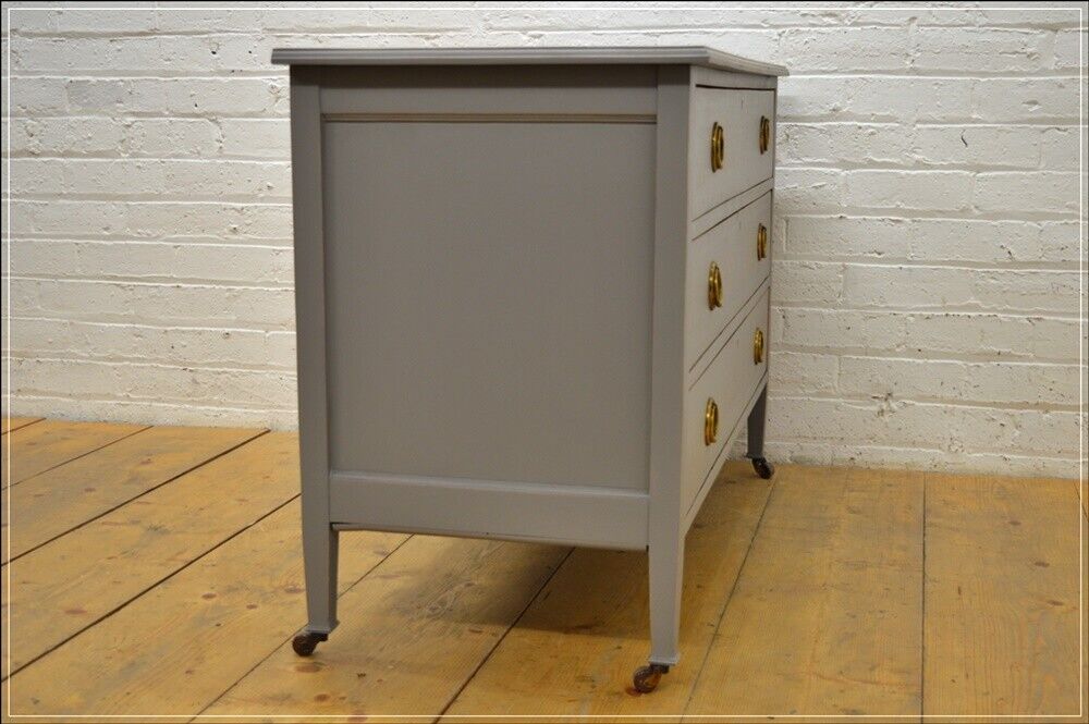 vintage chest of drawers on castors greyish retro wash stand DELIVERY