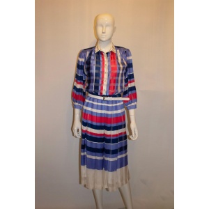 Vintage Fink Model Dress with changeable Collar