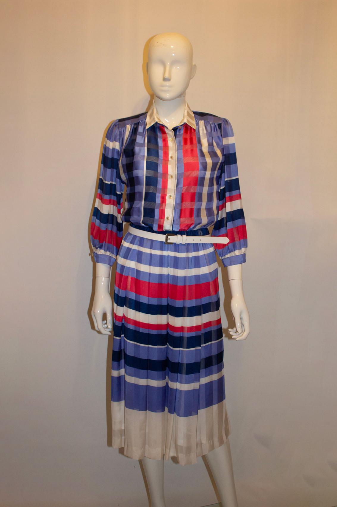 Vintage Fink Model Dress with changeable Collar