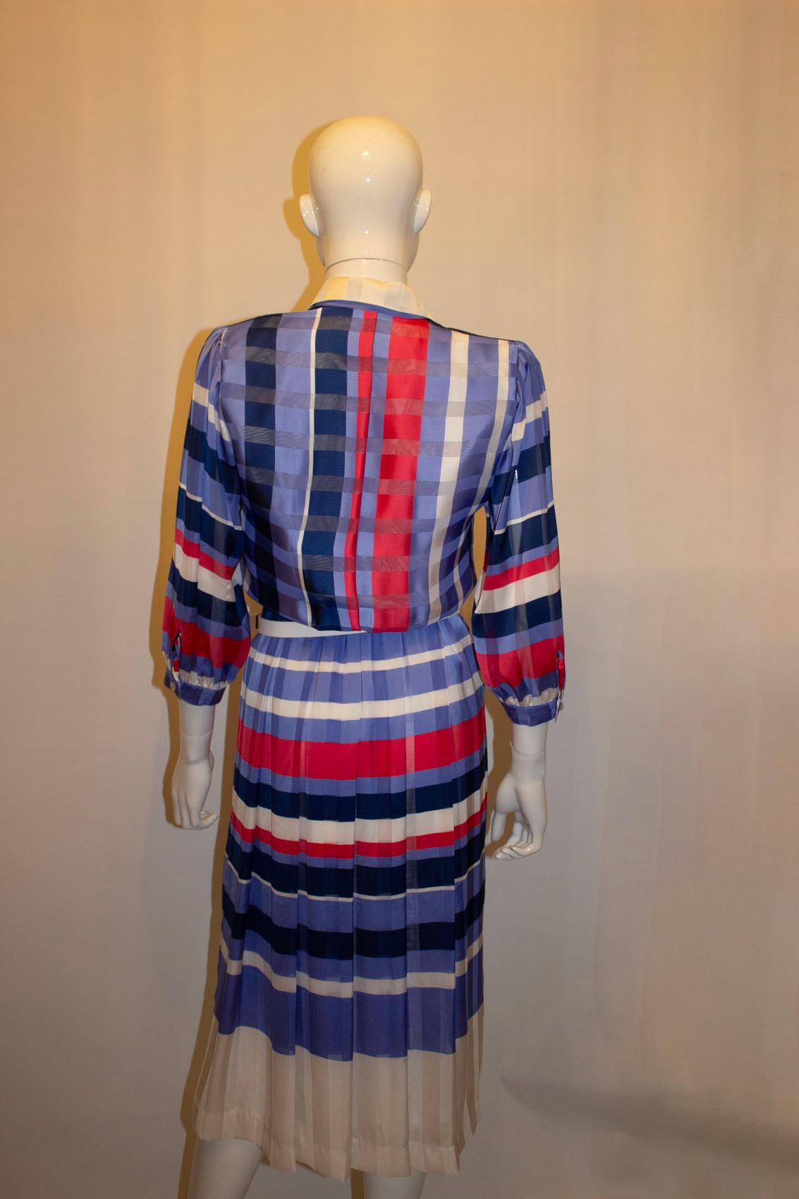 Vintage Fink Model Dress with changeable Collar