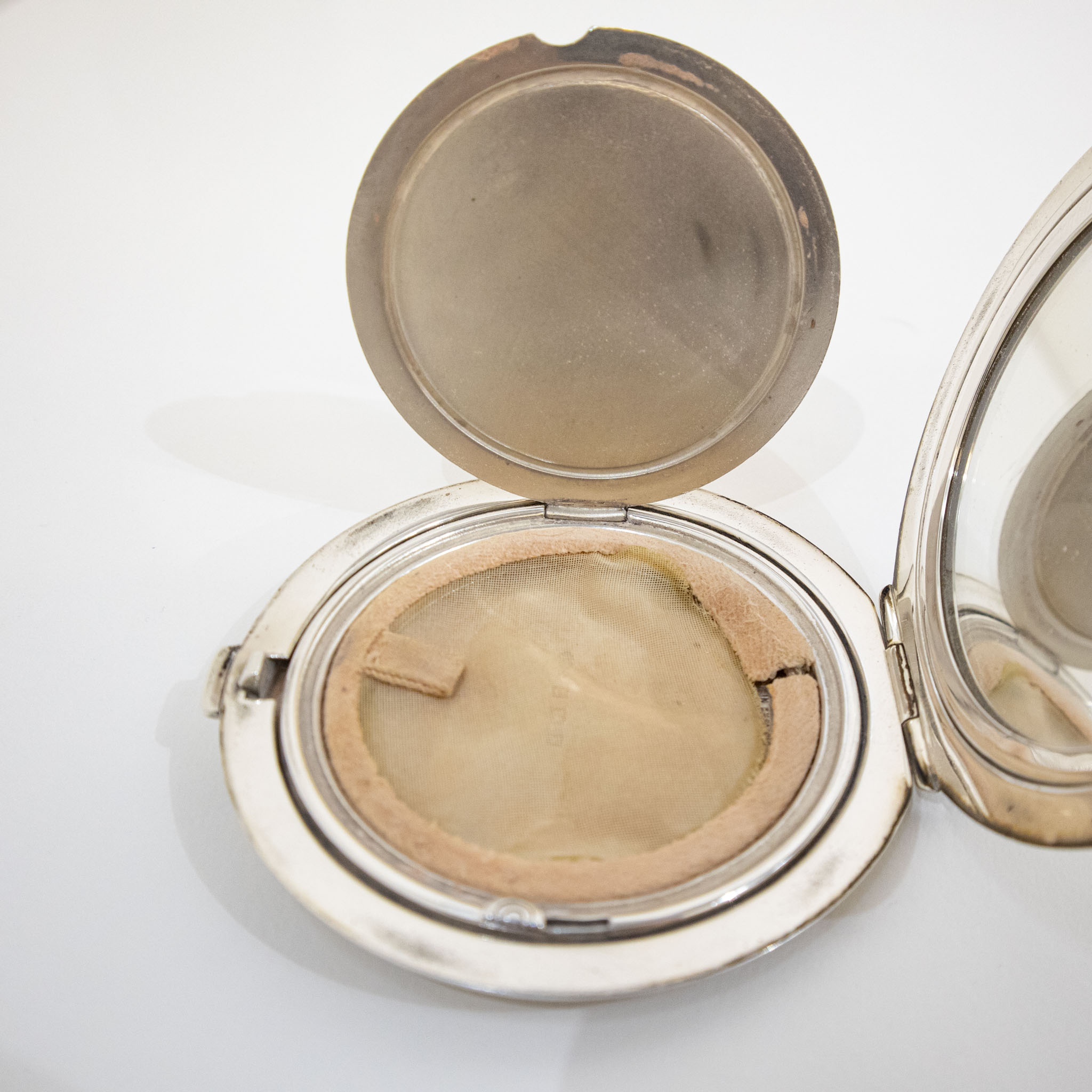 Quality Silver & Enamel Compact