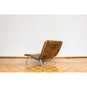 Coconut Chair By Clayton Tugonon For Snug, 2000’s