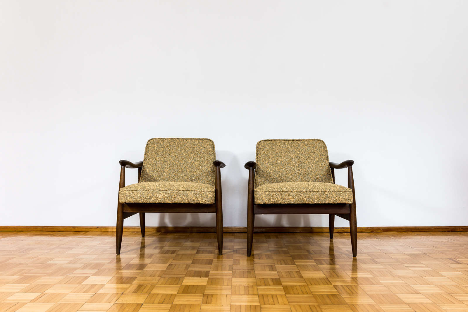 Pair Of Mid Century Modern Gfm 87 Armchairs By Juliusz Kędziorek, in KVADRAT, 1960s