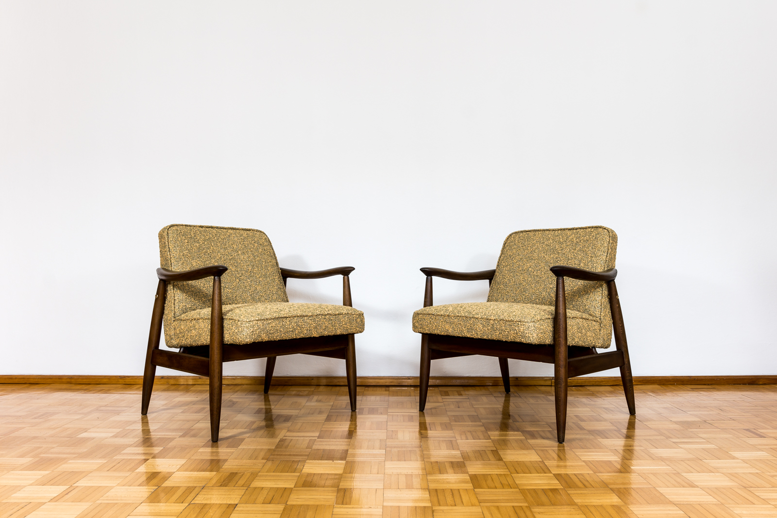 Pair Of Mid Century Modern Gfm 87 Armchairs By Juliusz Kędziorek, in KVADRAT, 1960s