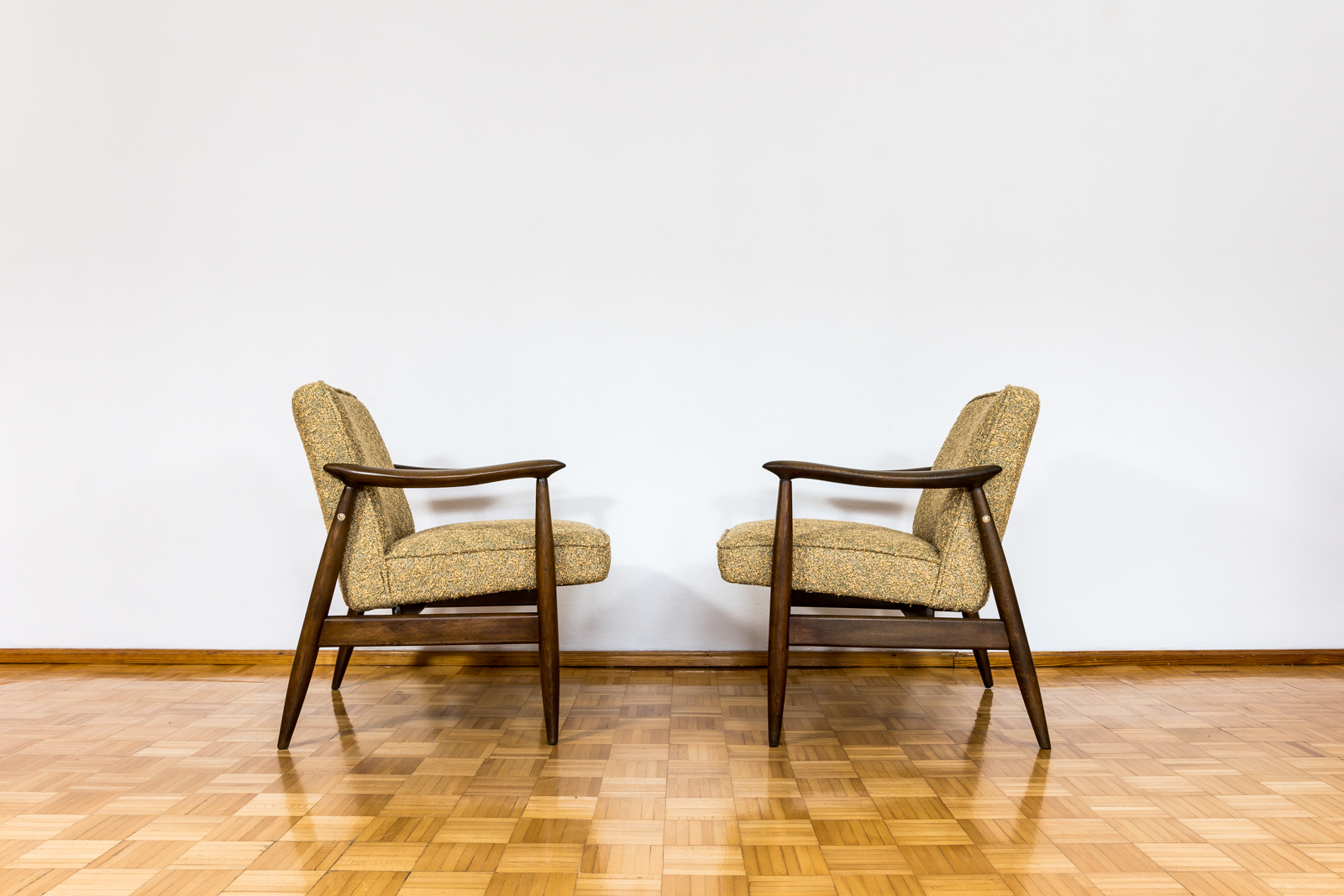 Pair Of Mid Century Modern Gfm 87 Armchairs By Juliusz Kędziorek, in KVADRAT, 1960s