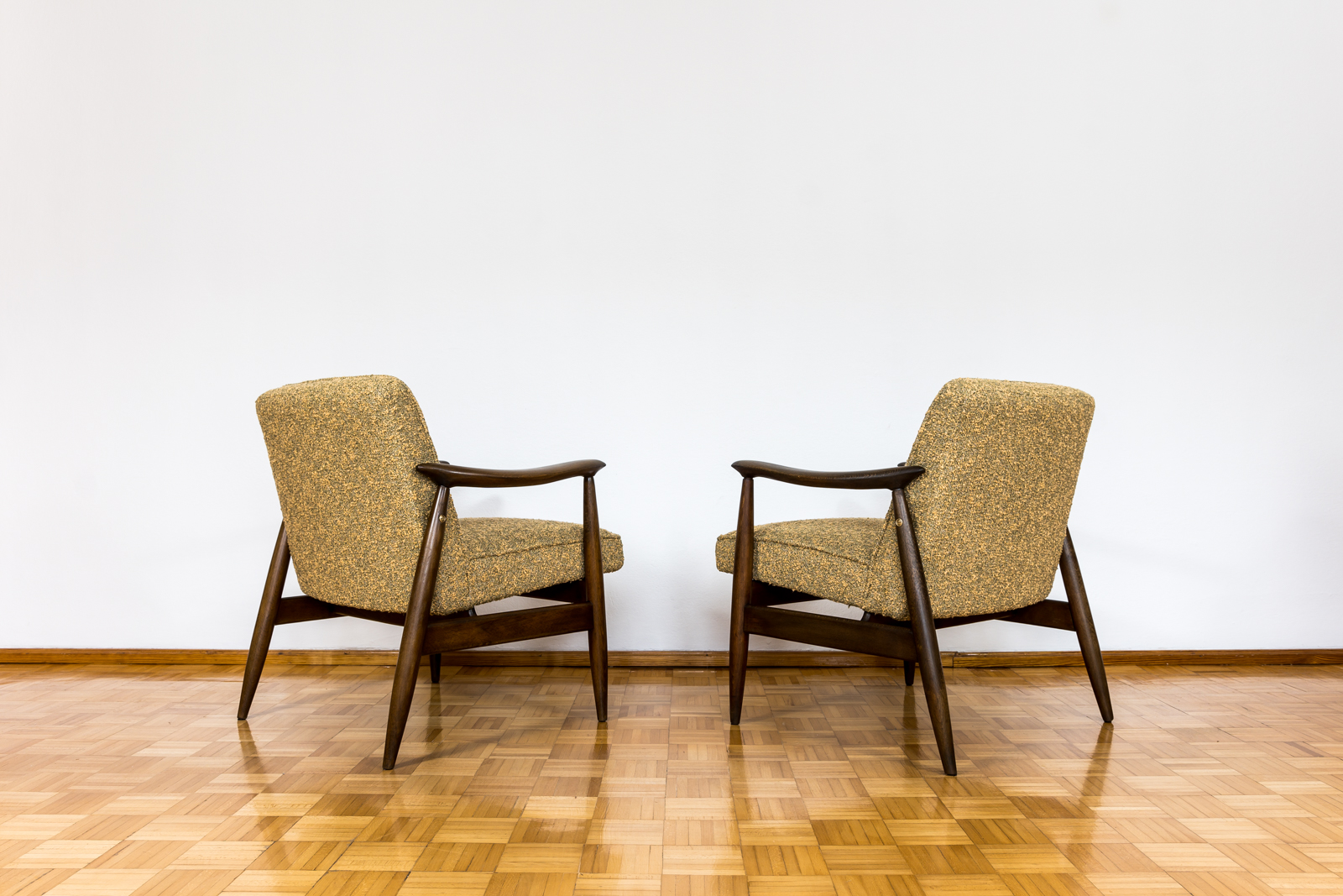 Pair Of Mid Century Modern Gfm 87 Armchairs By Juliusz Kędziorek, in KVADRAT, 1960s