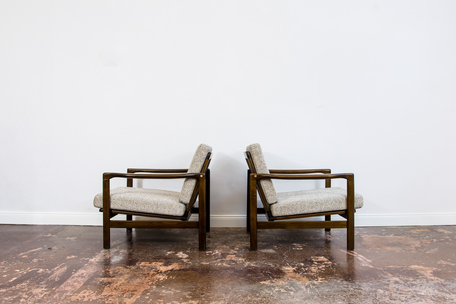 Pair of "B-7522" armchairs by Zenon Bączyk, Poland, 1960's