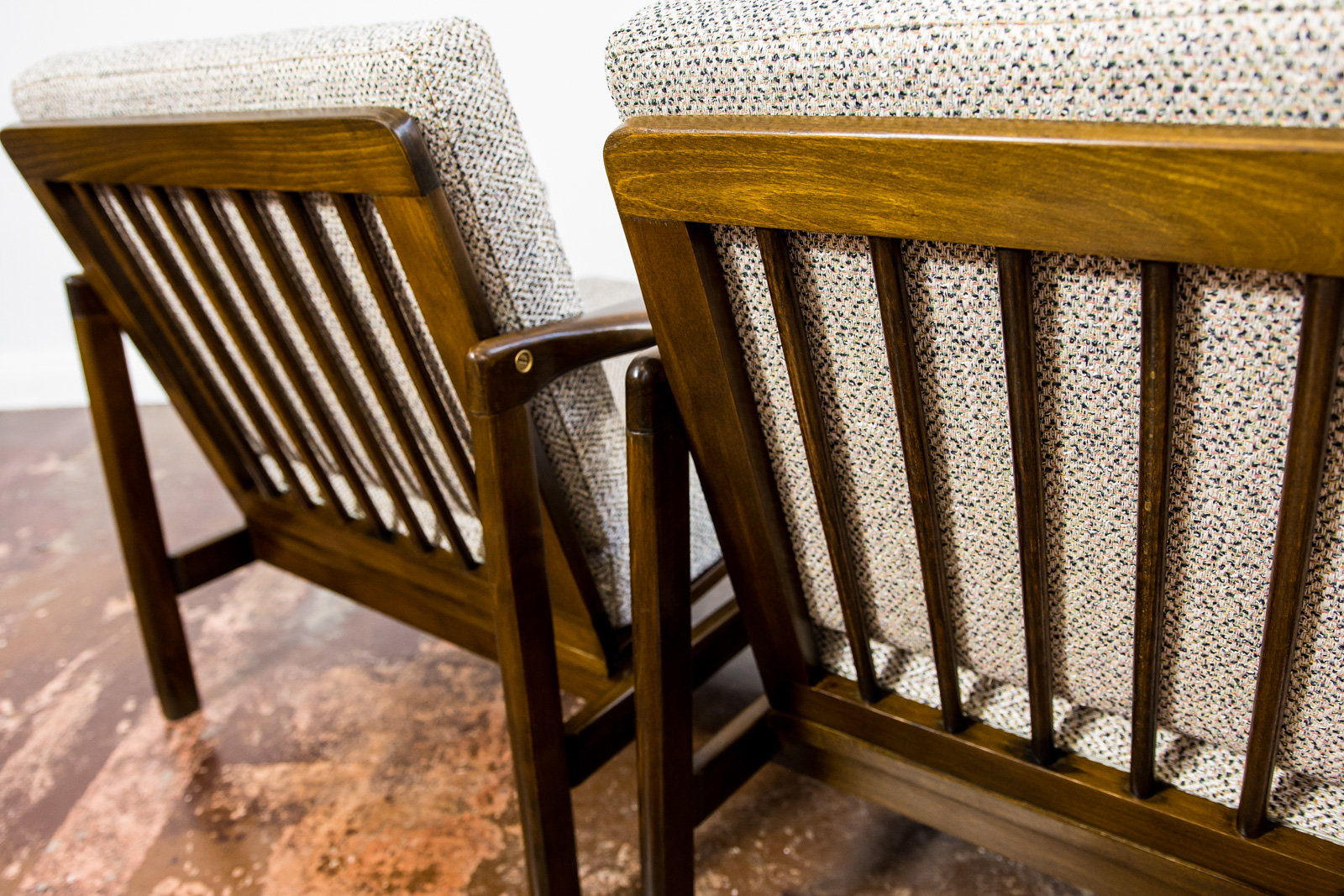 Pair of "B-7522" armchairs by Zenon Bączyk, Poland, 1960's