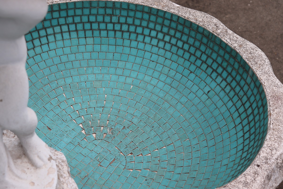 Early 20th century italian garden fountain