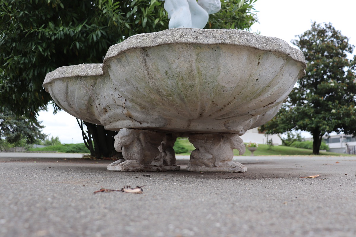 Early 20th century italian garden fountain