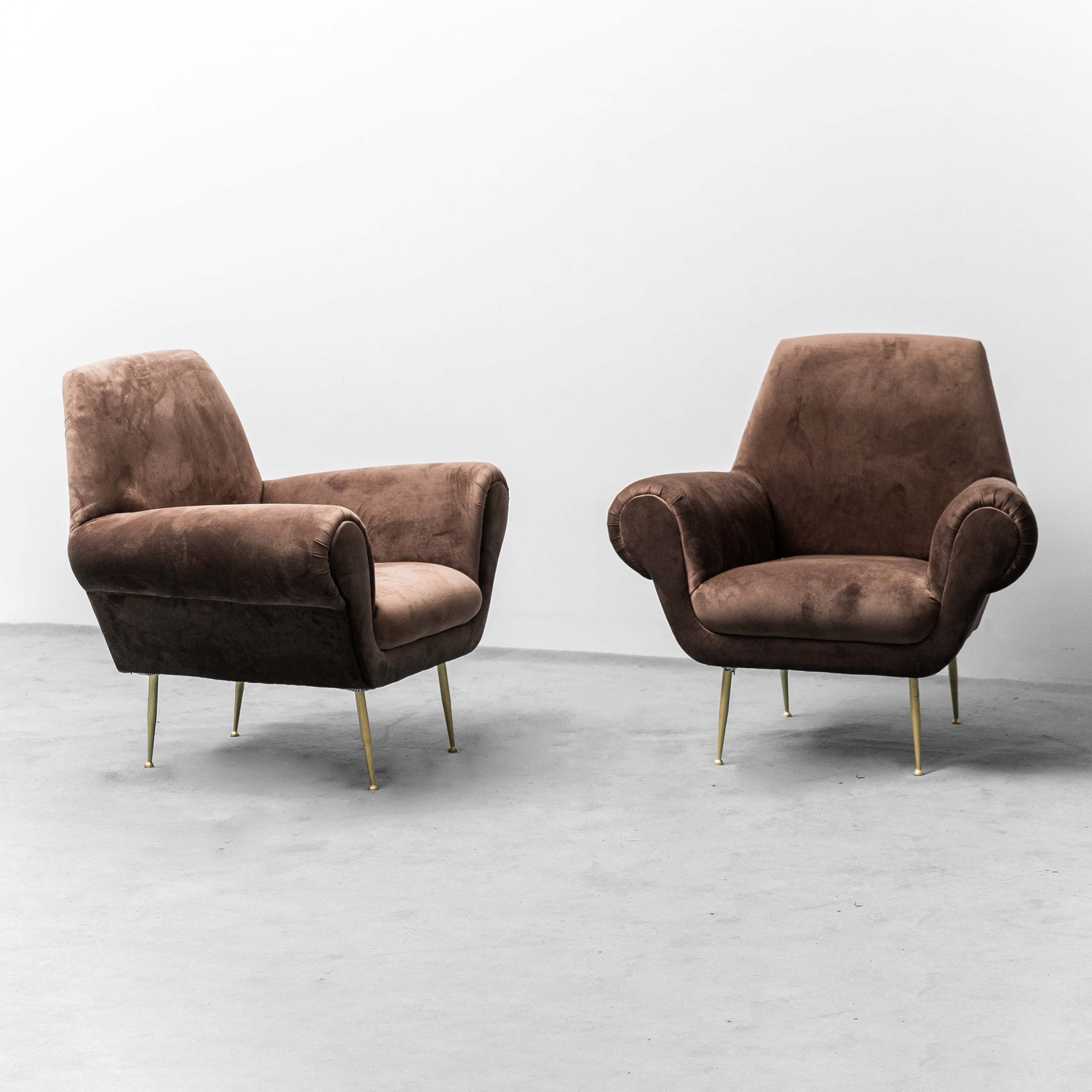 Pair Of Brown Velvet Armchairs Gigi Radice Minotti 1950s Modern Vintage