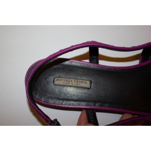 Bottega Veneta Vintage Magenta Shoes