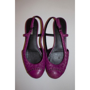 Bottega Veneta Vintage Magenta Shoes