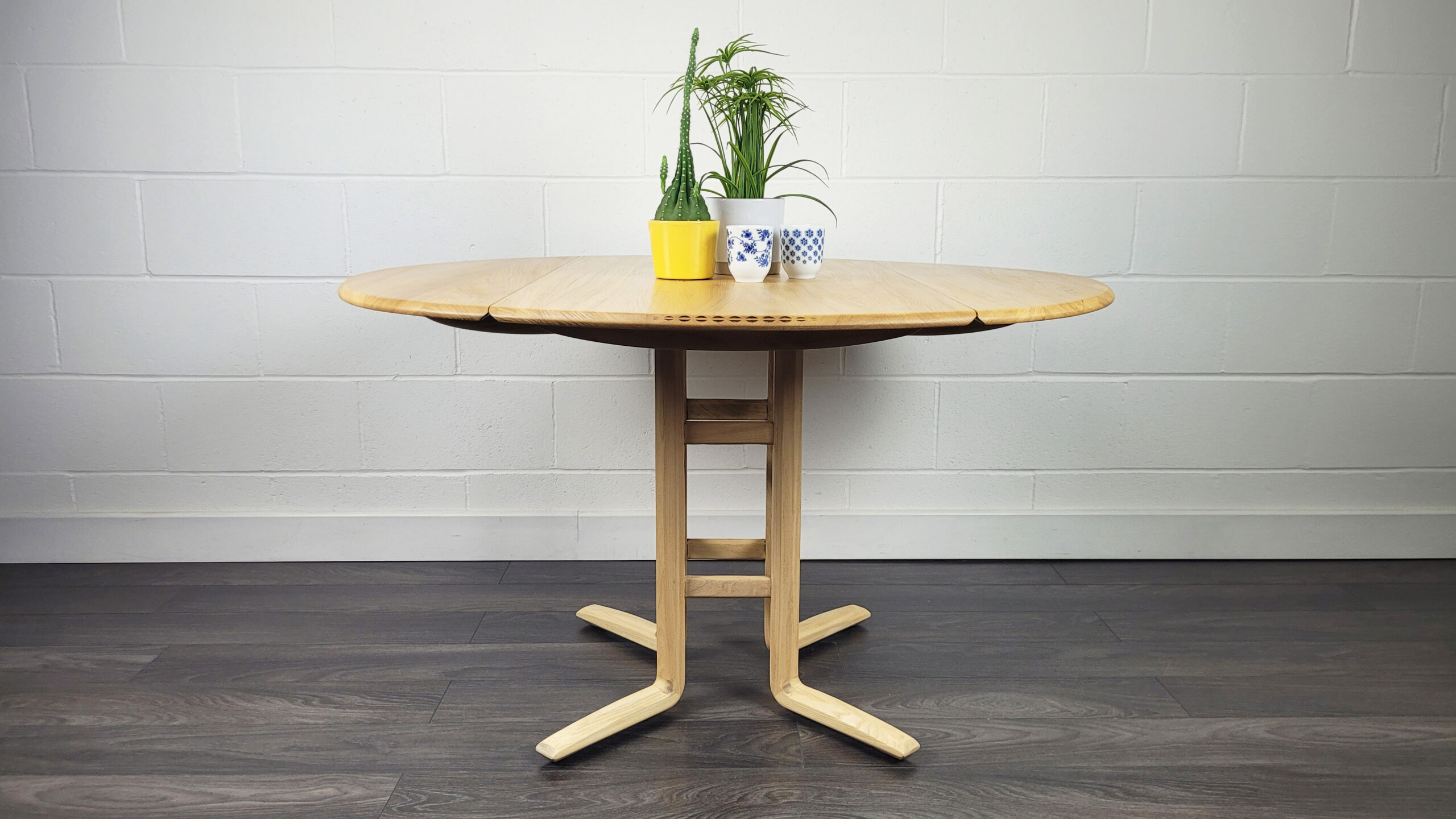 Ercol Campden Drop Leaf Dining Table, 1990s